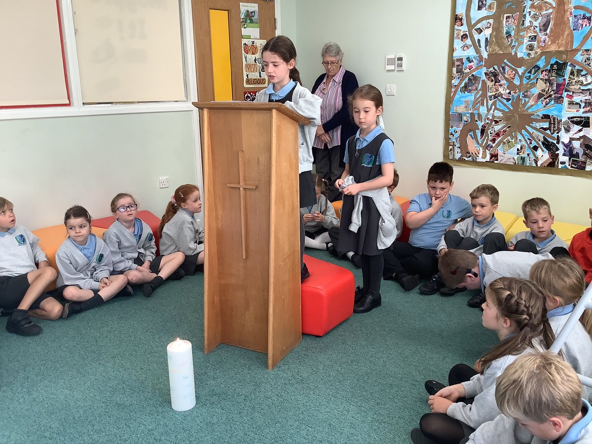 StAgnesY3's tweet photo. The children read the story of The Lost Sheep in liturgical prayer today and talked about how everyone is unique and how God loves each of us equally #stagnesre https://t.co/qeAf8Jeehg