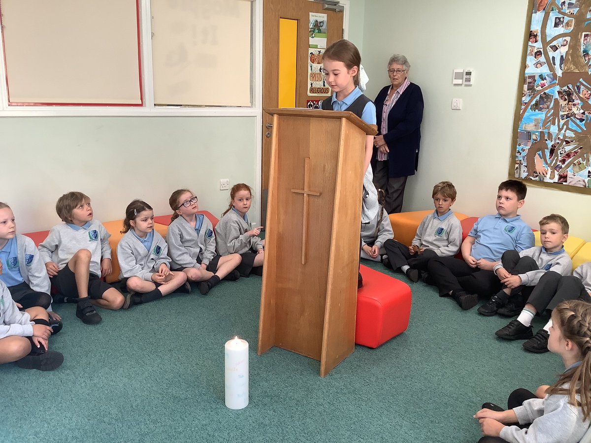 StAgnesY3's tweet photo. The children read the story of The Lost Sheep in liturgical prayer today and talked about how everyone is unique and how God loves each of us equally #stagnesre https://t.co/qeAf8Jeehg