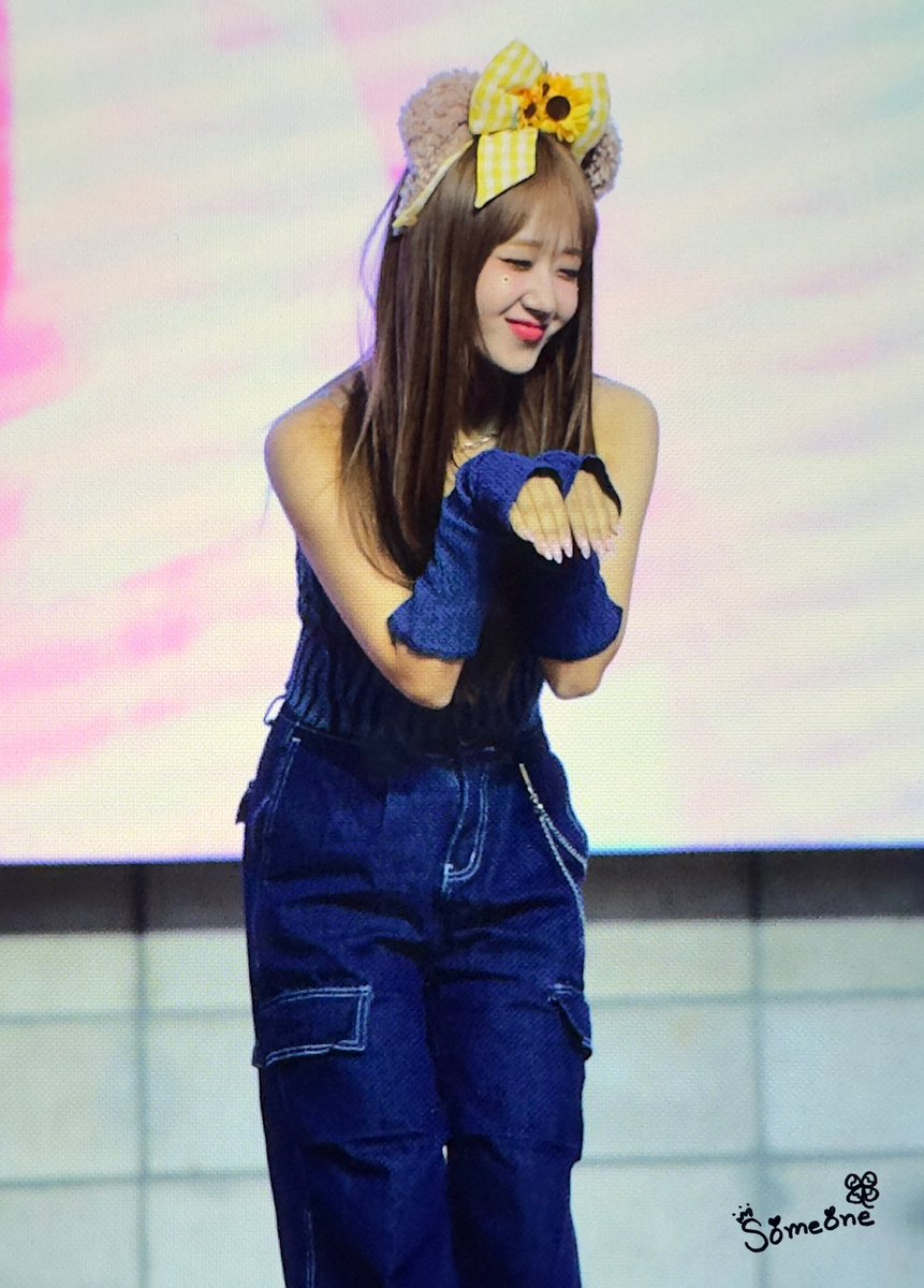 yoovjung's tweet photo. SOMEONE_1112:220923 메이크스타 팬사인회 프리뷰

#최유정    #CHOIYOOJUNG    
#Sunflower #선플라워   #Sunflower_PEL     
#WekiMeki https://t.co/ET7h1NMNH0