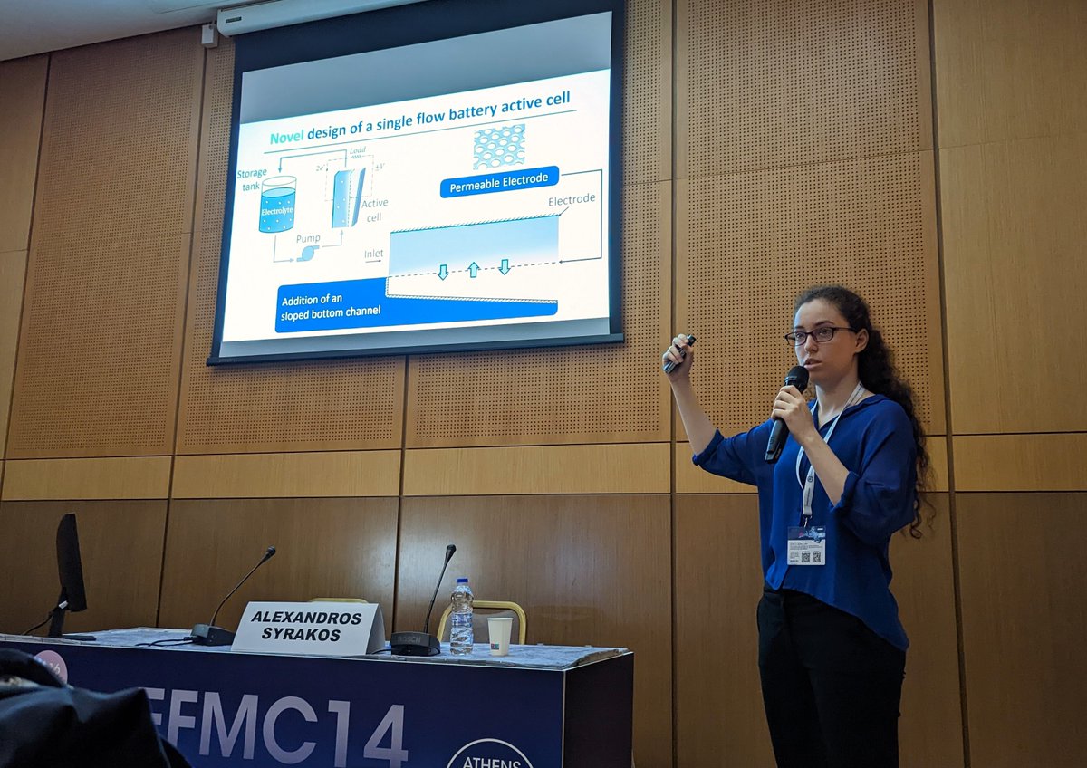 SofiaKuperman's tweet photo. I had the opportunity to present our work at the European Fluid Mechanics Conference #EFMC14.

We show that the #flow field in #flowbatteries can be designed by changing the system's geometry, leading to improved #battery performance.

Check out our paper:
https://t.co/lbQrNVyWfa https://t.co/ES09vfCYZf