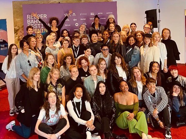 Hello from Hamburg😌 here at @Reeperbahn_Fest with the wonderful humans from <a href="/KeychangeEU/">Keychange</a>. If you are interested in applying then I highly recommend it - deadline is the 28th ❤️ feel free to hmu with any questions xx