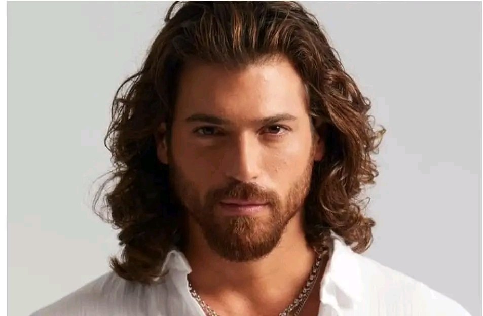 Merxe85630905's tweet photo. Buenas tardes feliz día ❤️❤️ can Yaman https://t.co/9Psy2c0i6r