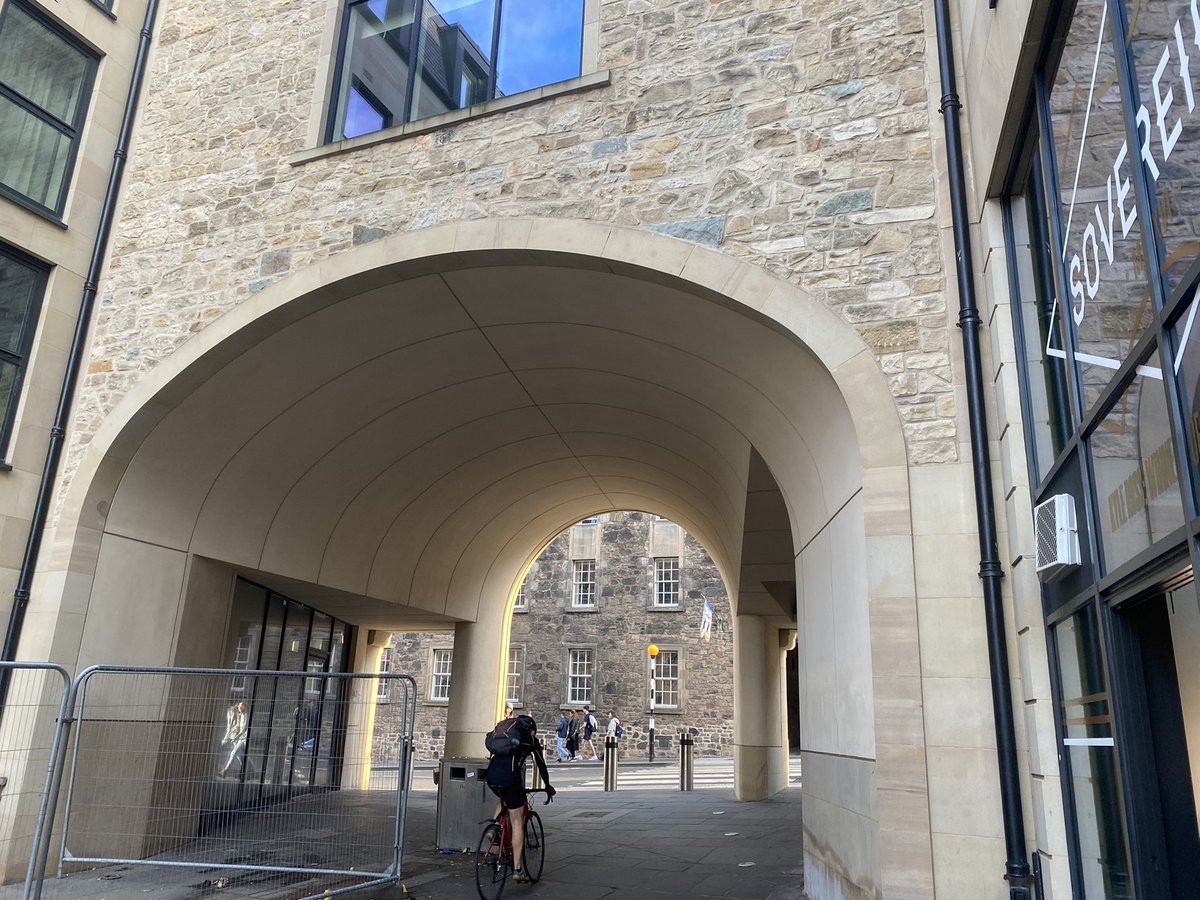 MattWinfield2's tweet photo. Edinburgh is on fast track to being a people centred city. Fascinating tour w/@Sustrans lead by @Daisynmurphy - such a great engine for change! https://t.co/HqlXasRwk4