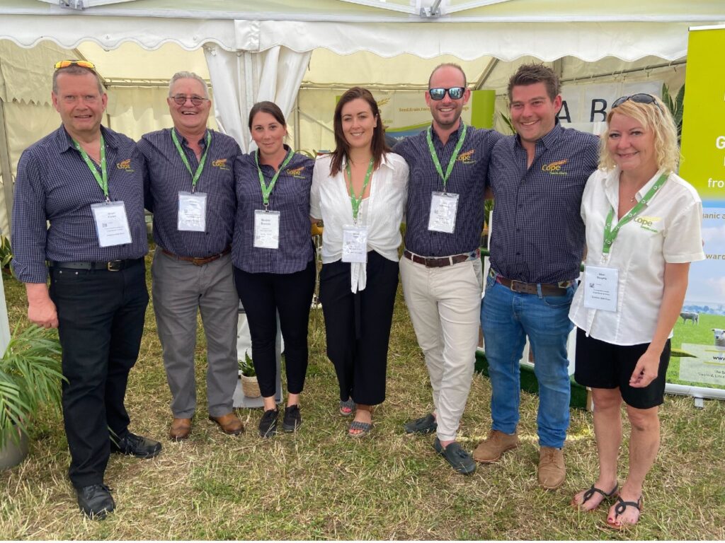 CopeSeeds's tweet photo. Meet our wonderful Cope Seeds team 🌟

Gemma Clarke, Managing Director, is proud of our team members:

"People make places and each one of our team brings expertise and real enthusiasm for high quality seed and grain."

✉️ sales@copeseeds.co.uk
📞 01529 421081

#copeseeds #team https://t.co/Als9NqbwX8