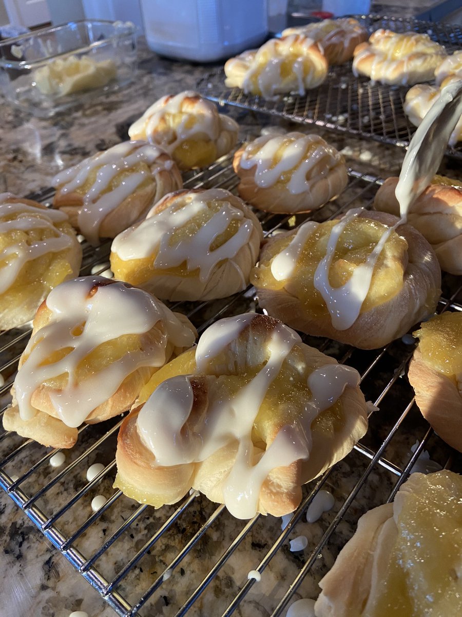 MTsteamboat's tweet photo. Keeping my customers happy one Danish at a time! If you’re in Big Sky, stop by for a Lemon Danish! It’s the little things we do for our customers! 🍋 🥰 #steamboatdrygoods #lemondanish #alwaysfromscratch #bigskymontana #mtladiescook https://t.co/8EKKNYuT7A