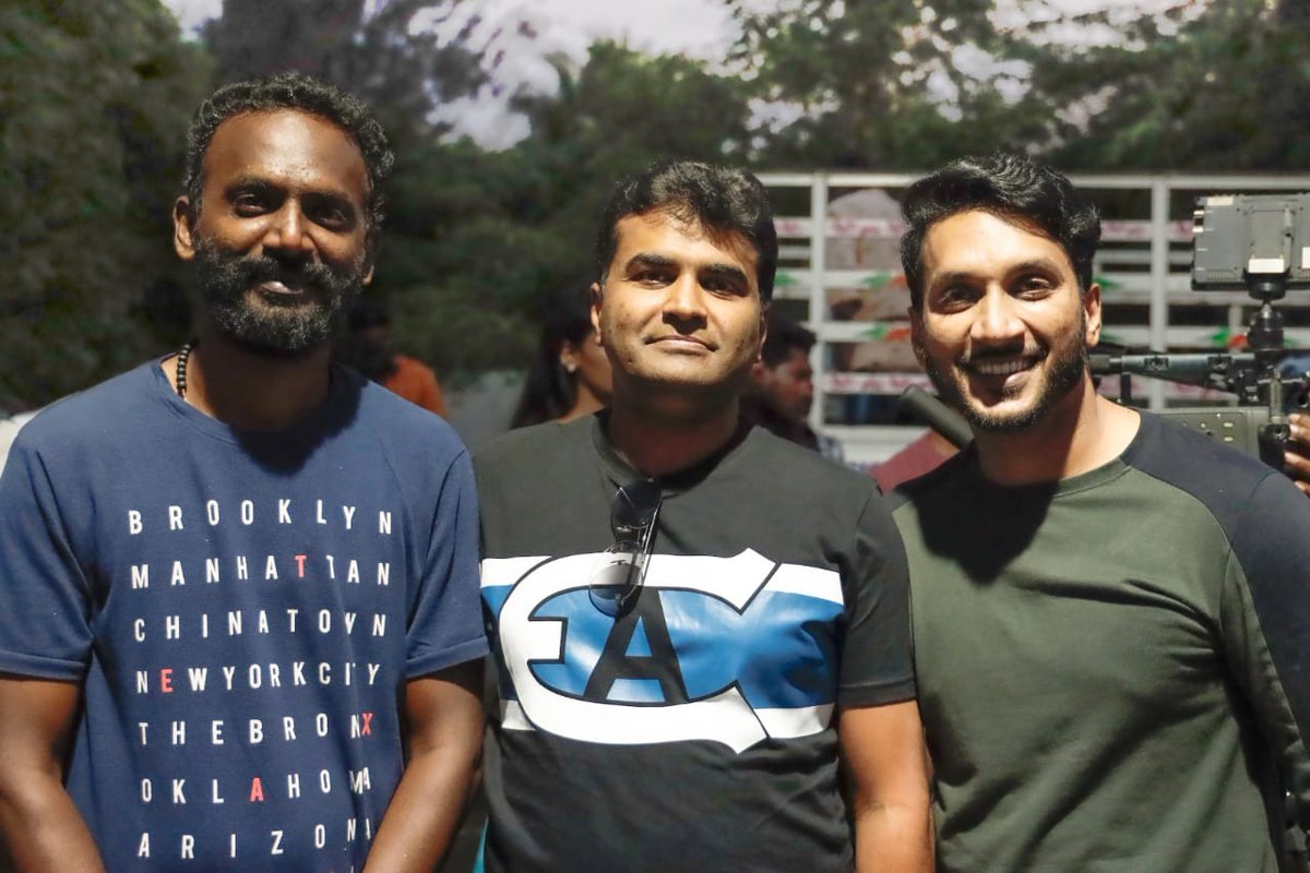 Hamsinient's tweet photo. #SoppanaSundari Shoot Wrapped up Successfully today 🎉 Post Production Works on full Swing 🔥 

#SoppanaSundari 👸 Coming to Theaters Veryyy Soonnnn

@aishu_dil @LakshmiPriyaaC #deepa #Karunakaran @mimegopi @dancersatz #Sunil @Bjornsurrao @SGCharles2 @HueboxS @proyuvraaj https://t.co/XY56cYEE8Y