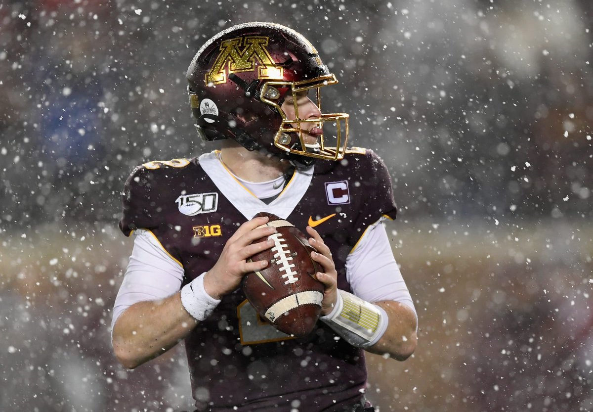 HeyTrevy's tweet photo. Go Gophers https://t.co/69kAzh8aEm