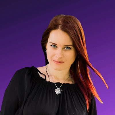 Victoria_LeMoro's tweet photo. #НовыйАватар https://t.co/Wo5H3nsJJ0