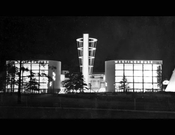 QueensMemory's tweet photo. #onthisday the Westinghouse Time Capsule was buried at the #NewYorkWorldFair! The time capsule was buried 9/23/1938 and set to be opened 5000 years after that ⏱ We only have 4916 years to open it. #QPLarchives #1939WorldsFair #timecapsule #flushingmeadowspark https://t.co/Bv4atytrEi