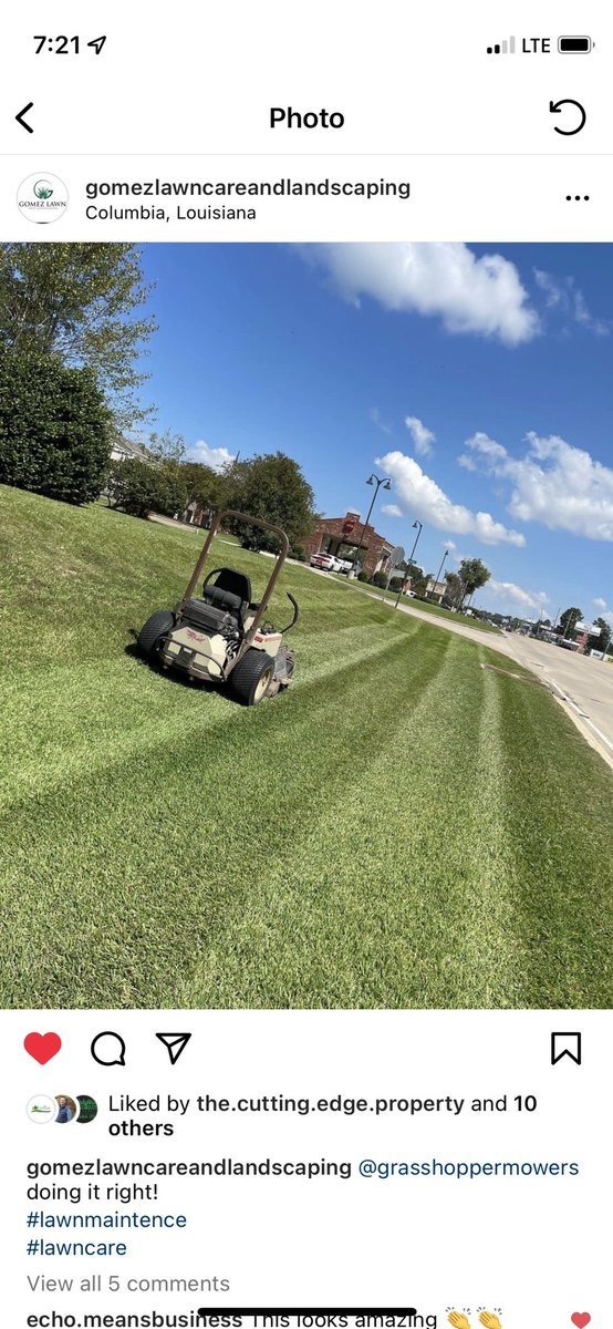 GrasshopperMowr's tweet photo. Even “Southern” grasses can stripe — with the right mower. 😎

📷 h/t Gomez Lawn Care in LA 💯

#mowerstripes #greengrass #grass #yard #lawncare #landscaping #lawnservice #yardwork #lawn #lawnstripes #lawnmower #lawnmowing #mowing #mowday #mowers #mower #mow #mows #grasscutting https://t.co/S9NBj8VS5u