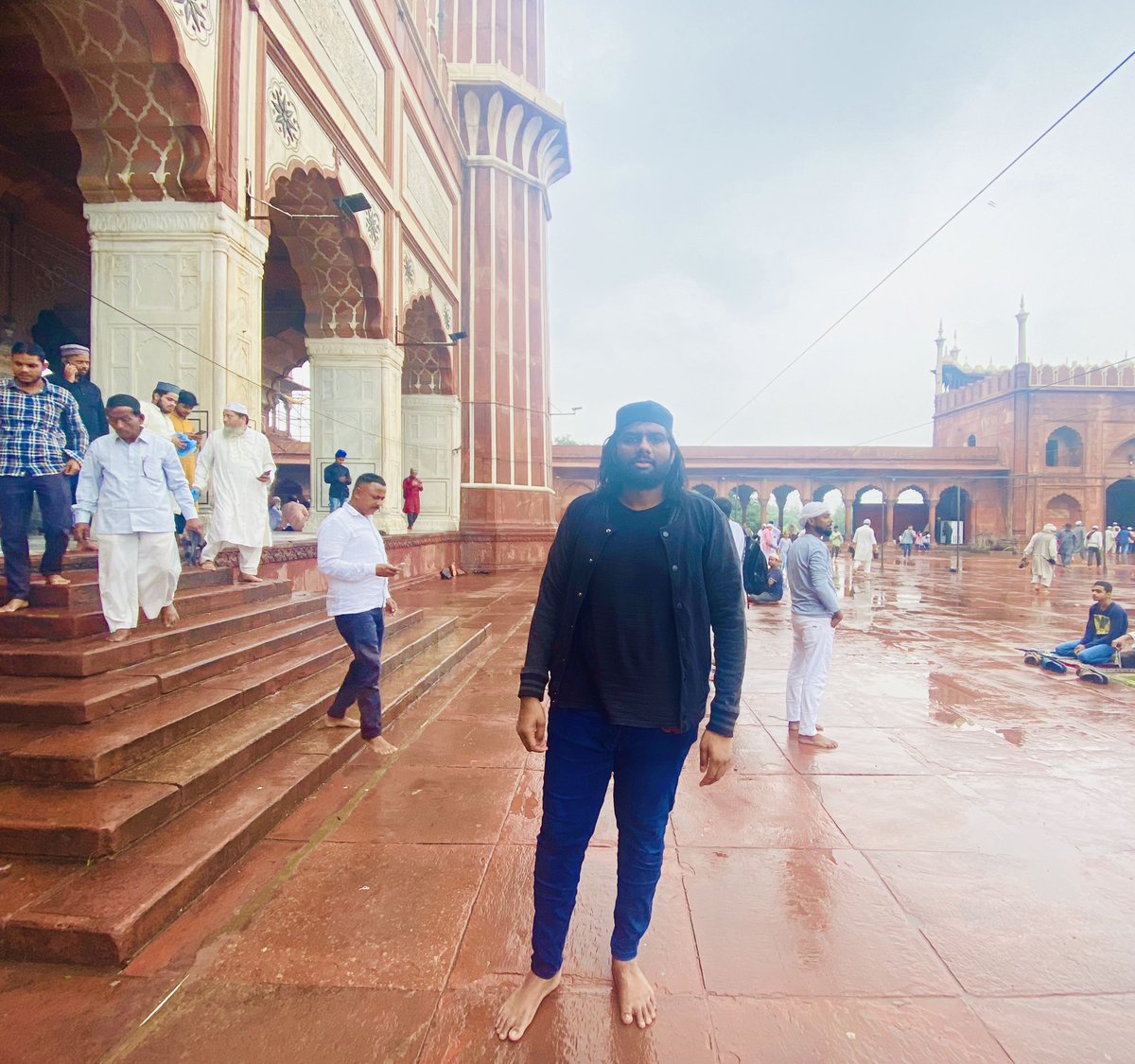 k_jaffersheriff's tweet photo. Jumma prayer #jamamosque #newdelhi https://t.co/rT7hLrB9fG