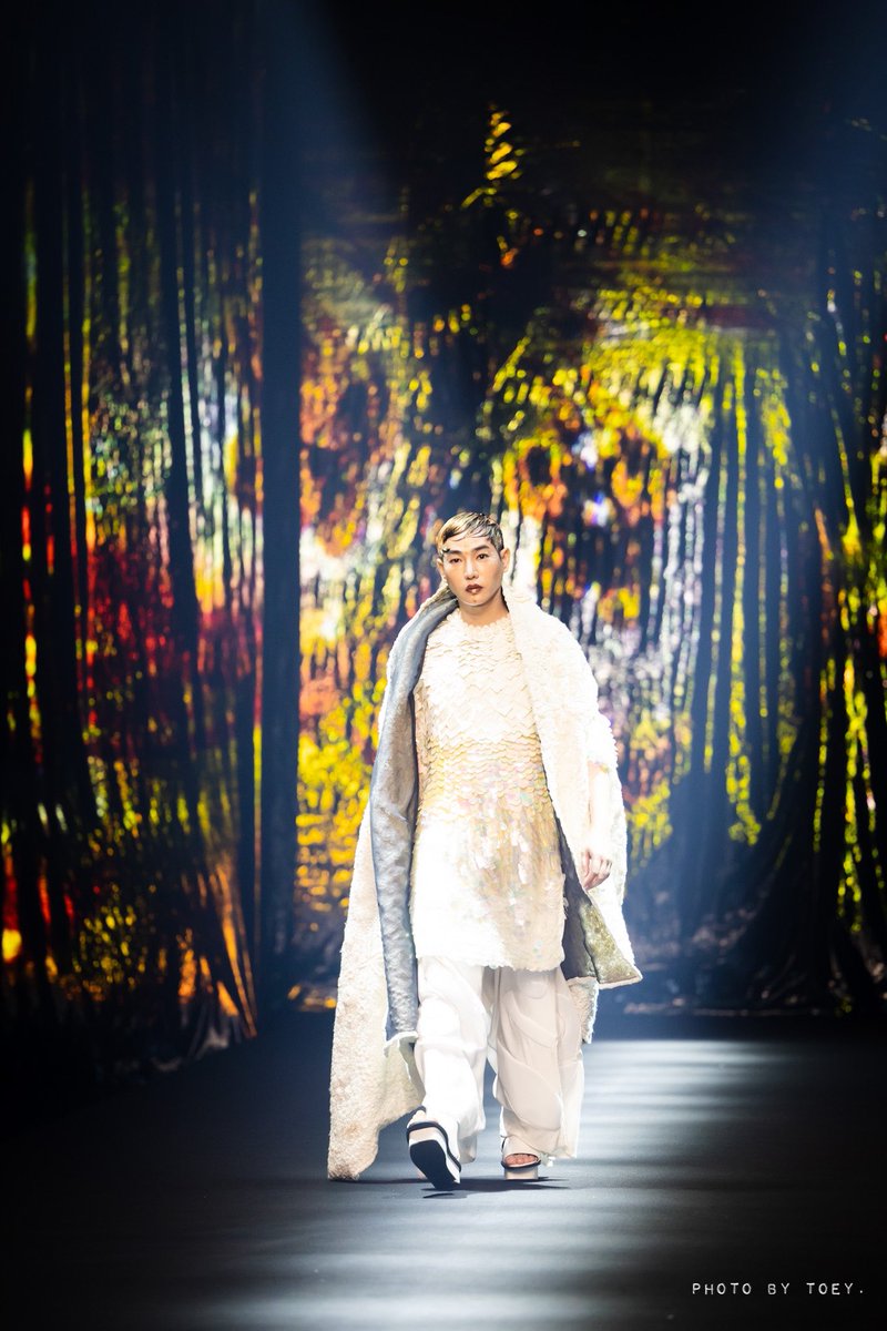 photobytoey's tweet photo. พ่อปลาน้อย 🐠 @peckpalit 

#เป๊กผลิตโชค 
#PeckPalitchoke 
#NAGARA2022xPALIT #BIFW2022xNAGARA
#BIFW2022
#palitgallery 
#photobytoey https://t.co/c4pBUCeVkb