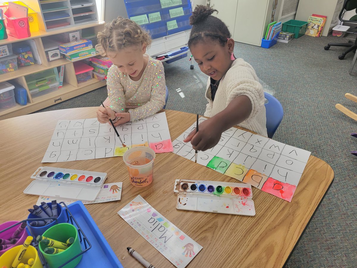MsWuAS's tweet photo. Kindergarten Cuteness Factor! This week, the Kinders were thrilled to use watercolors while working on their letters! https://t.co/nciCqAywk5