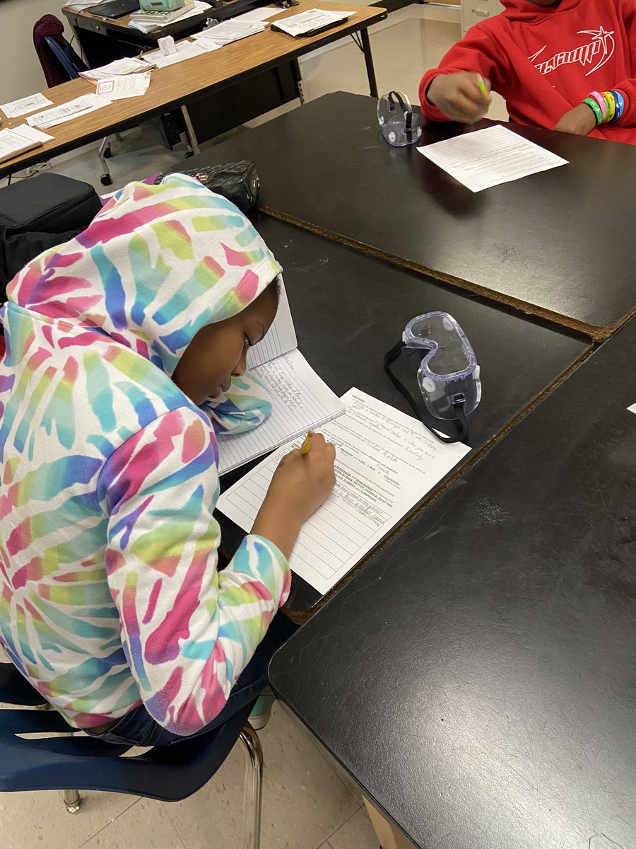 CindyMcClammey's tweet photo. @SandtownMS 8th Grade Chemists proved the Law of Conservation of Mass and followed up with a written reflection using the vocabulary of the standard. π¨πΎββοΈπ©π½ββοΈ #MatterAndChemistry π§ͺ #LiteracyInScience ππ #RisingStrong ππ€πͺπ½ https://t.co/KNpfD7NPHT