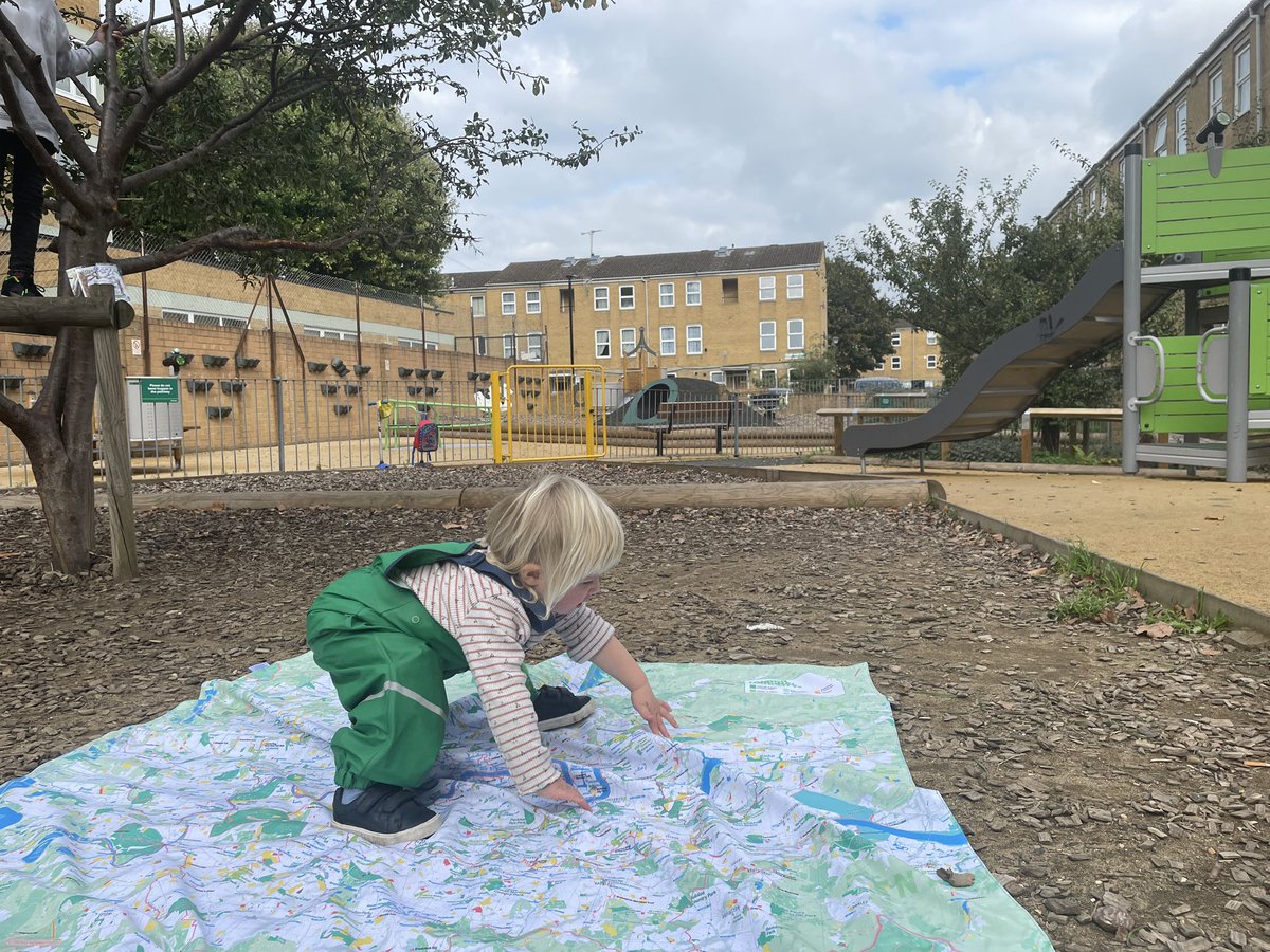 UrbanGoodCIC's tweet image. So nice to see the London #NationalParkCity map out in the wild. 

It’s even bigger than the original!!! And it keeps your bum dry. 

If you don’t know what a @Rubbastuff #Pacmat is… go check it out. 

👇👇👇👇👇👇👇👇
rubbastuff.com/products/londo…