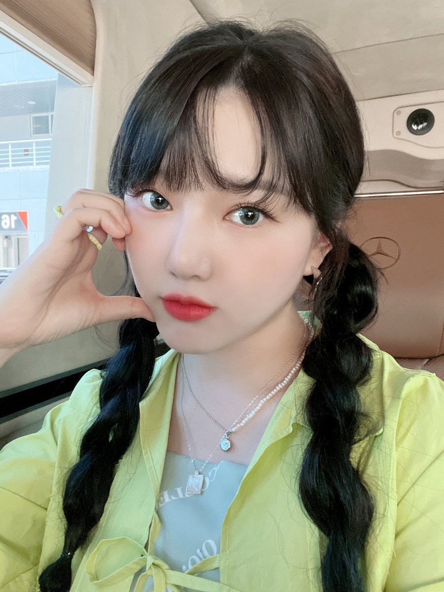 YERIN_OFFICIAL_'s tweet photo. [싱포레스트2]

잠시 후 오후 11시 20분!
SBS에서 사랑하는 예린이와💛
힐링타임 함께해요😉

#예린 #YERIN
#싱포레스트2 https://t.co/kBP2lVjQiy