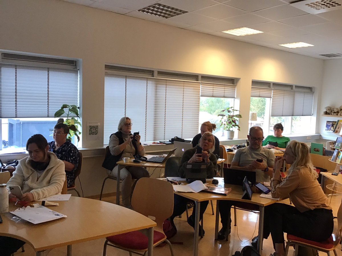 Snælandsskóli er ánægður með að vera komin á #utisonline #ingvihrannar