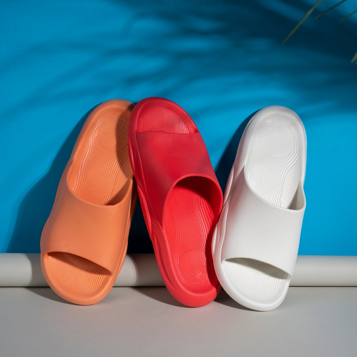 marsea_store's tweet photo. Wearing an Isola feels like walking in the clouds.

#MarseaStore #YourSummerStory #Isola #SustainabilityMatters #Recyclable #Ecofriendly #Vegan https://t.co/PvtAemRe9x