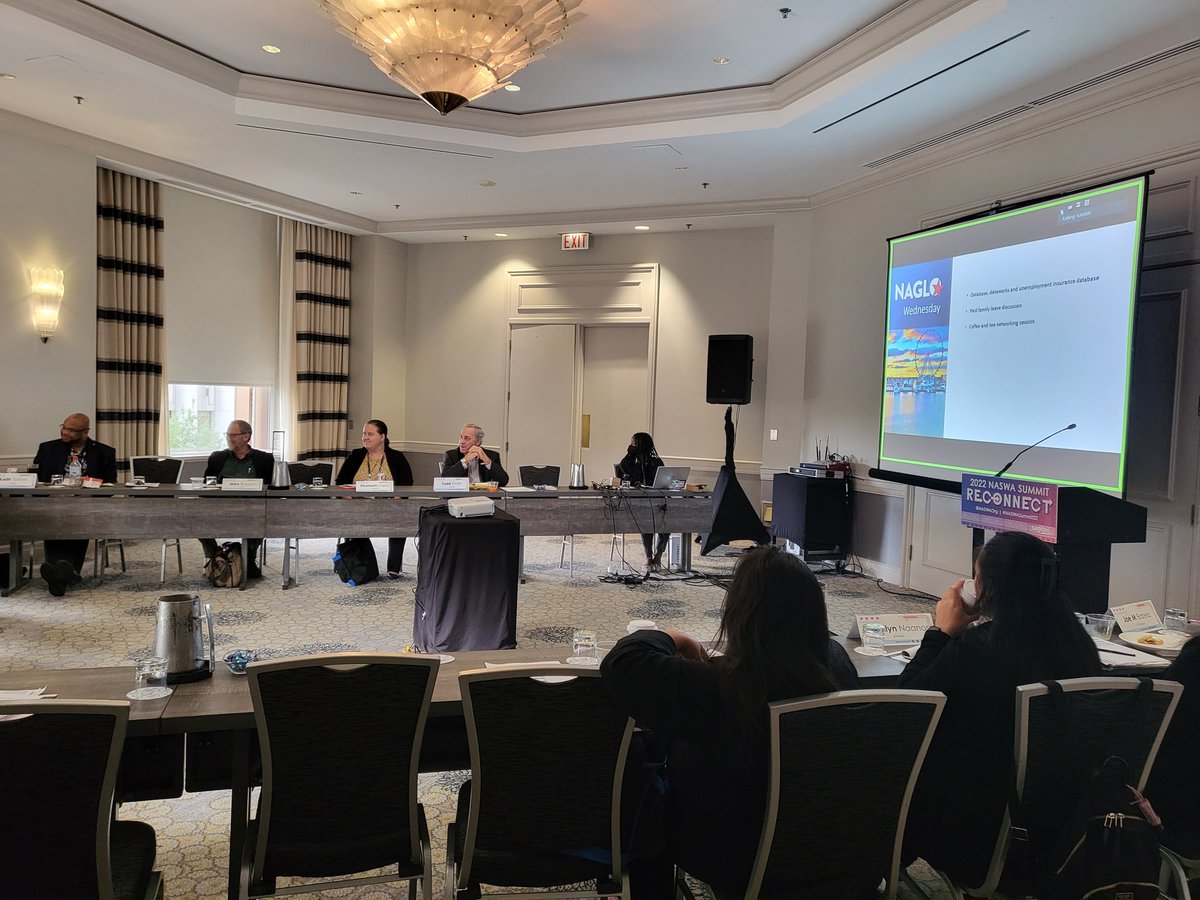 NASWAORG's tweet photo. Matt Helminiak (MD) gives Wage &amp; Hour Committee attendees highlights on the National Association of Government Labor Officials Conference. #NASWASummit22 https://t.co/yha09Wm6Q9
