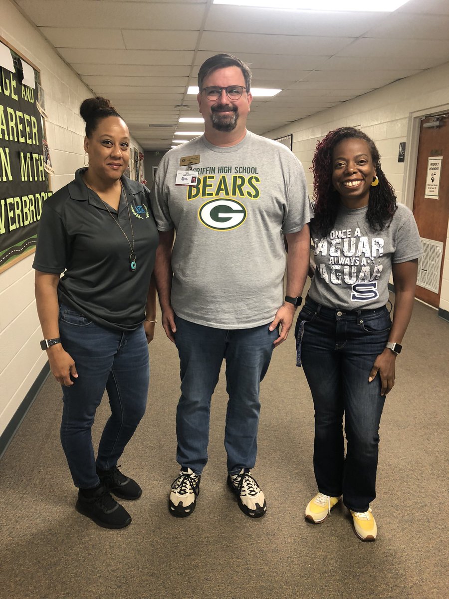 ccolemanleader1's tweet photo. Shout out to my fellow HS Assistant Principals!!! Fall Assessment Meeting is in full effect #gscstesting @TeshaWoodard1 @dr_chanelle @candace2bless https://t.co/BH9BR5jEBV
