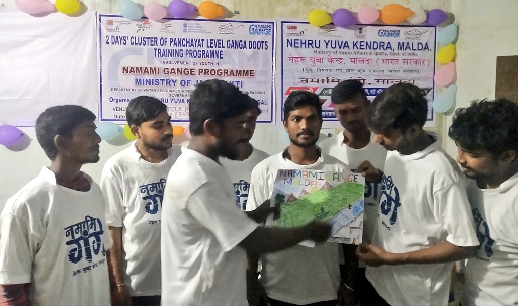 MaldaGange's tweet photo. #Group_discussion in the Training Programme
42 No #Ganga_Doots_Training Programme
#gangadootstraining #Gangadoots
@Nyksindia @YASMinistry @MoJSDoWRRDGR @cleanganganmcg @forshivendra @ForestDeptWB @nirmalbangla @GangeWest @NyksWest @nyksgange @Anurag_Office @nwmgoi @icarindia https://t.co/Lj9oHj7nq7