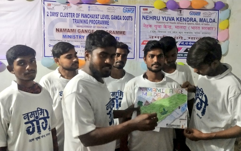 MaldaGange's tweet photo. #Group_discussion in the Training Programme
42 No #Ganga_Doots_Training Programme
#gangadootstraining #Gangadoots
@Nyksindia @YASMinistry @MoJSDoWRRDGR @cleanganganmcg @forshivendra @ForestDeptWB @nirmalbangla @GangeWest @NyksWest @nyksgange @Anurag_Office @nwmgoi @icarindia https://t.co/Lj9oHj7nq7