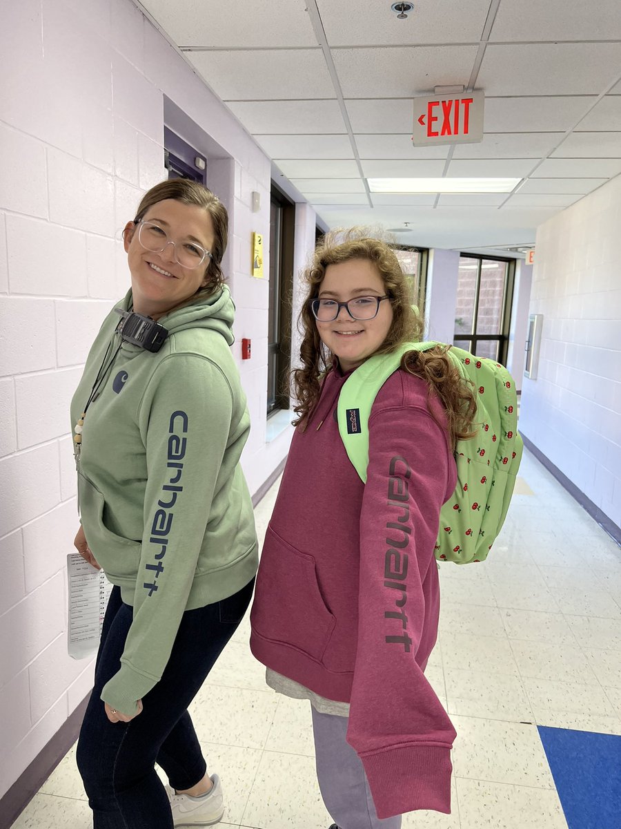 micah_tomlin's tweet image. Carhartt Friday! #wrmswolves @WRMSWolves #packpride