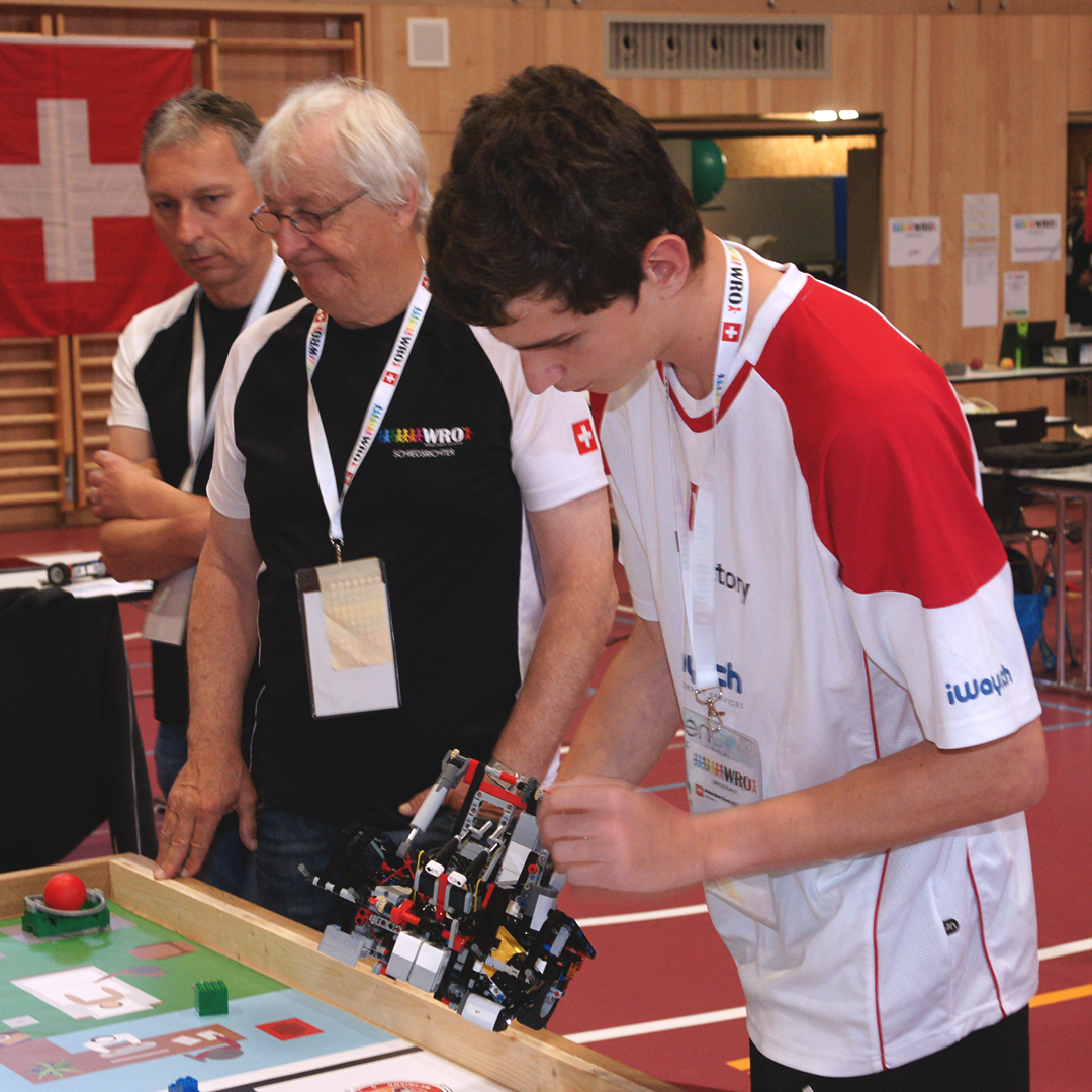 iwayAG's tweet photo. Die Jugendförderung liegt uns am Herzen. Daher freut es uns sehr, die Teens von Robofactory auch dieses Jahr zu unterstützen. Wir wünschen ihnen jetzt schon alles Gute für das Weltfinale der @wro2022 🤖
#wro #wro2022 #worldrobotolympiad #robofactory #sponsoring #iway https://t.co/7YWYSNQWvG