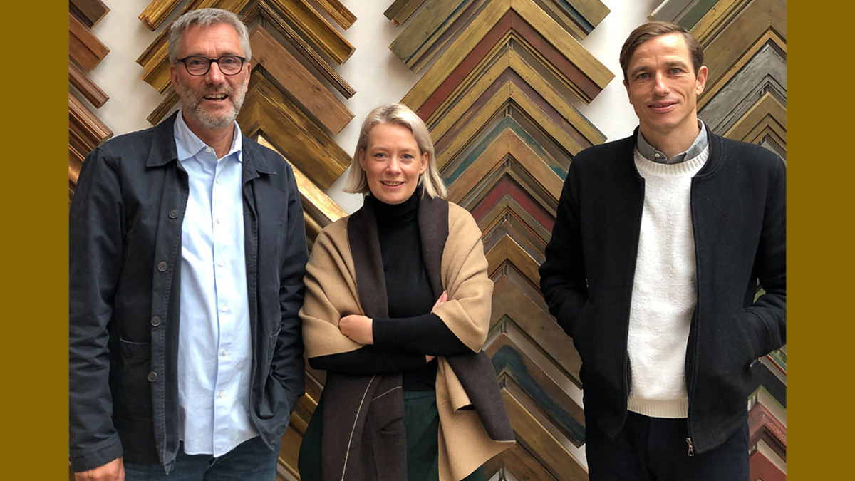 MurrerRahmen's tweet photo. Werkstatt-Gespräch: Katharina Beisiegel, Direktorin des #KirchnerMuseumDavos, und Werner Murrer haben über Ernst Ludwig Kirchners Künstlerrahmen gesprochen: https://t.co/yoa4uqzRnW Danach gab es Brezen und Weißwürste! Vielen Dank für's Kommen! #VariousOthers2022 https://t.co/EStMR5l4KY