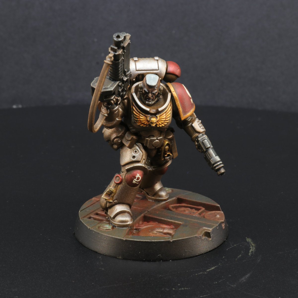 DjombaGorath's tweet photo. @TheBlackKristy1 There are some dark-skinned Space Marines in my homebrewed Chapter, the #OmegaRust. https://t.co/Gmm7PK8j6R