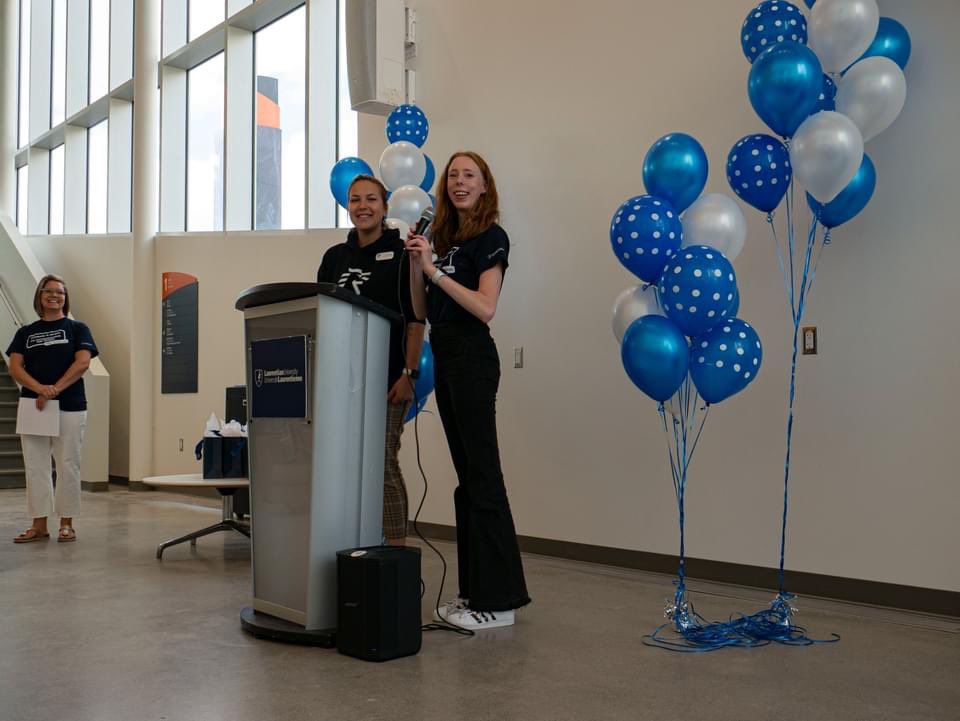 AveryMorin12's tweet photo. Grateful to be a part of the launch for such a special video. So proud of all the work that @EDHROLUL does everyday to support the students of LU. #consentissimple ππ @LaurentianU https://t.co/7sd91sWJKV