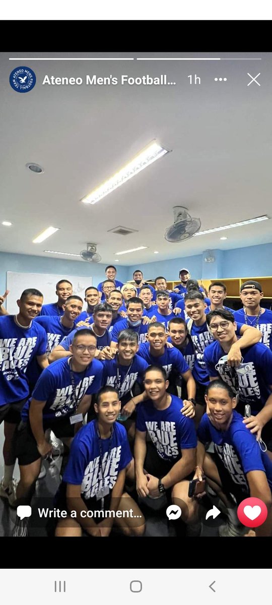 TeamAMDG's tweet photo. Ateneo Men's Football Blue Eagles @AteneoMFT at the Cheer Rally #OBF https://t.co/qrGcVUbjyc