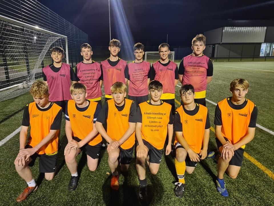 ForresYouth's tweet photo. Forres Mechanics Youth Development are delighted to be supporting this year's Scottish FA Network rail campaign.
Our u18s training at Elgin High School last night.
#scottishfa #networkrailscotland #btpscotland #scotfanorth https://t.co/rO1NQaprzC