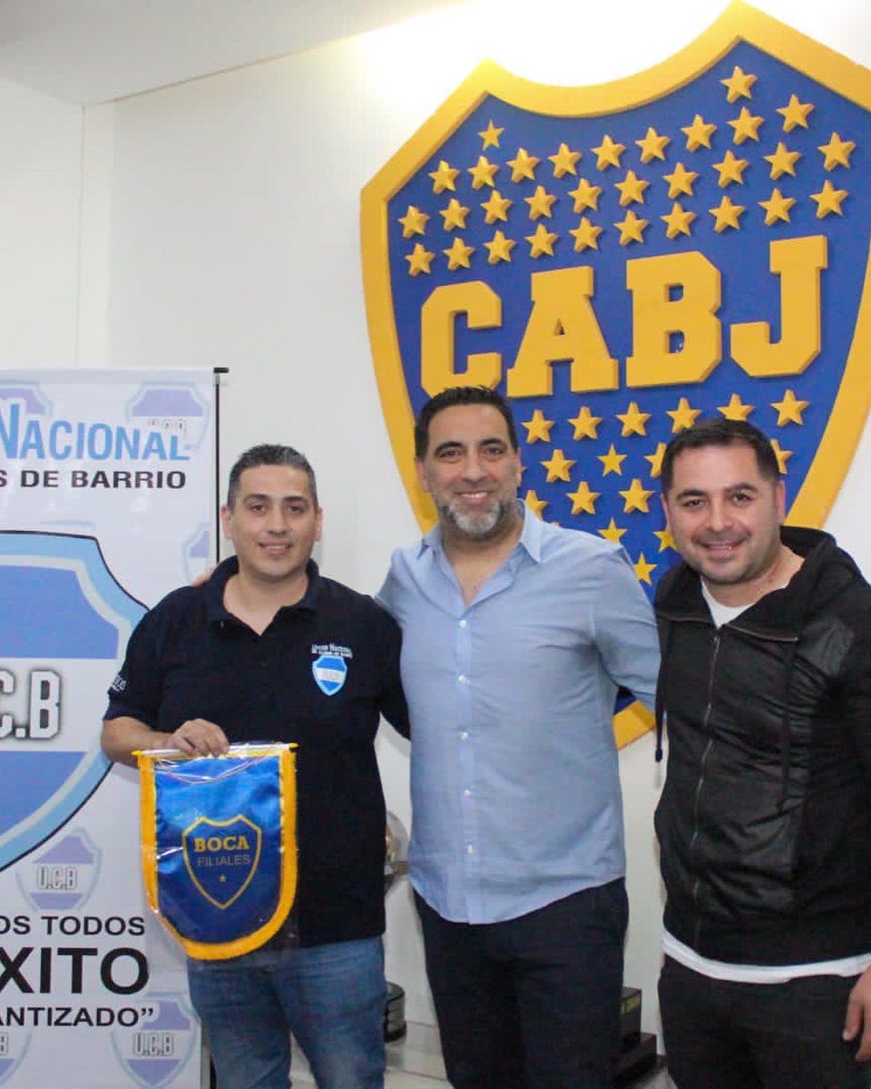 UCBLaMatanza's tweet photo. Queremos agradecer a @SEBAS_GIANORIO presidente de @FilialesBoca y @BocaJrsOficial 

Por recibirnos y escuchar nuestros proyectos acerca los clubes de barrio La Matanza 

En especial agradecer a @VanegasDaniel4
Y a los muchachos del @MovPlazaSolis por confiar en nuestro trabajo! https://t.co/DDbvqWtiHu