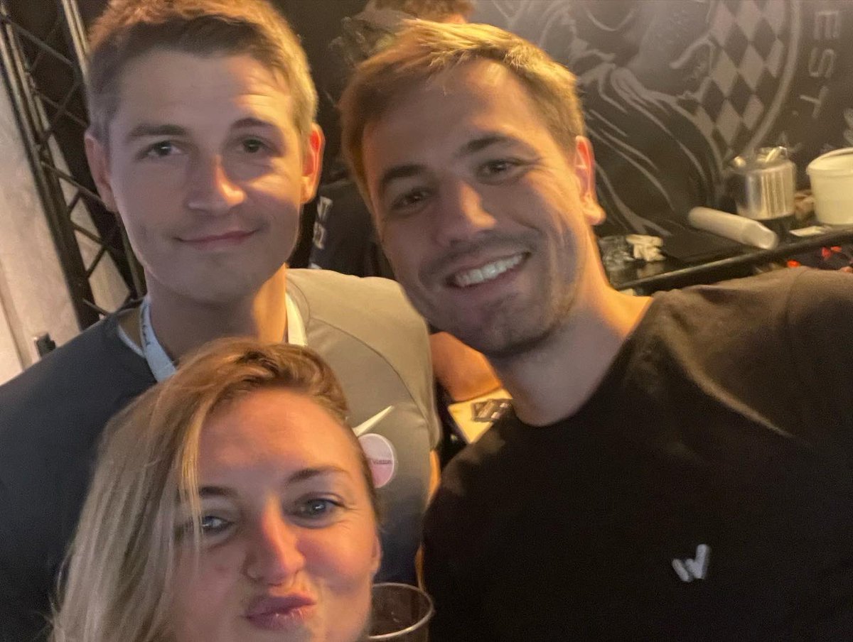 BroBroBit1's tweet photo. We rocked at w3vision organized @W3Fund and @dmexco 😎 great content / top speakers/ beer all incl (most important 🤩 from @metabrewsociety ) and paaaaaarty organized by #femalepleasuresociety 🥳🥳 https://t.co/Hzwdvn7oAD