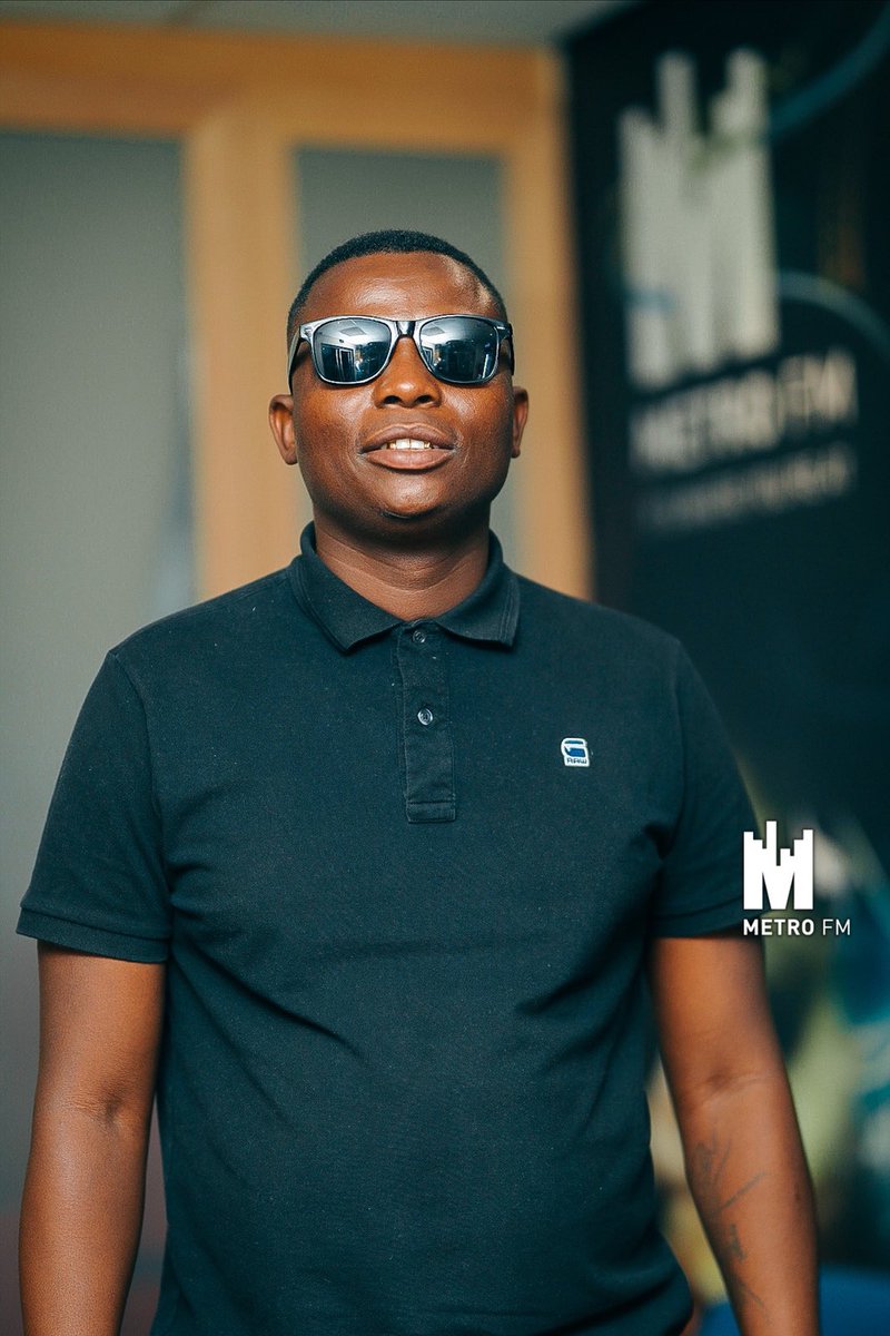 We are hanging out with <a href="/IamZuluboy/">Zuluboy</a> today on #TheTouchDown from 16:00-17:00.