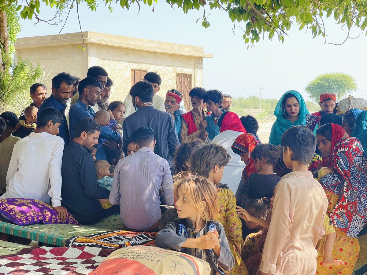 SindhooNawaz's tweet photo. Today we arranged Free Medical Camp at Jamshoro and Hussainabad with the help of Aasra Welfare Association.
Thank you Dr Roshan for making this medical camp possible. The YDA (Young Doctors Association) is always helpful whenever we need them.
#ReliefForRainVictimsOfSindh https://t.co/t0y9cGuq9v