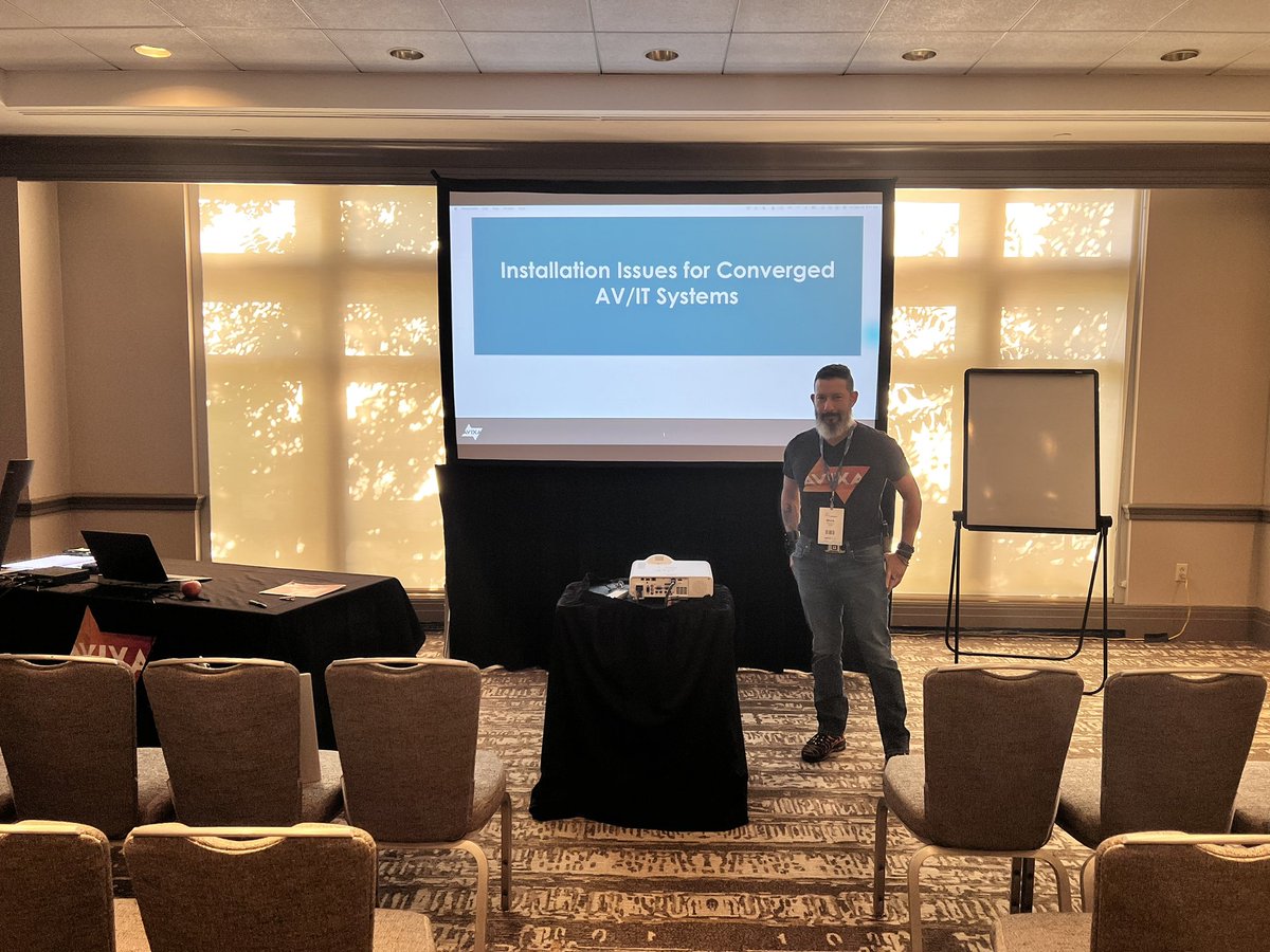 madsoundguy's tweet photo. This morning at the @ExertisAlmo E4 - we do #ISCR right!! My room measured out (across the screen) from 12:1 to 15:1. Controlling ambient light is key!! @PaladinMachina @jeremy_caldera @LukeJordanEAVI @gkayye @TomKehr https://t.co/OmSny2QjsB