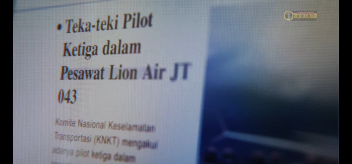 RakaVS's tweet photo. Setelah tercengang nonton Downfall : The Case Against Boeing bakalan lebih terkejut lagi kalau dilanjut nonton video dari @irwndfrry menyoal keserakahan Boeing yang menyebabkan kecelakaan mengenaskan beberapa tahun silam
https://t.co/UkxeQHKJHC https://t.co/tXDBg5ouaX
