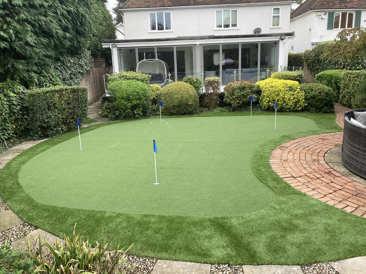 Golf4Home's tweet photo. Just finished a fantastic installation in #bray of a #puttinggreen with #chippingareas in a stunning setting and beautiful garden 👌⛳️

sales@golf4home.com
https://t.co/yKhm0Ah9hz

#puttinggreen #golf #putting #chipping #garden #gardeninspiration https://t.co/td20r5hWCS