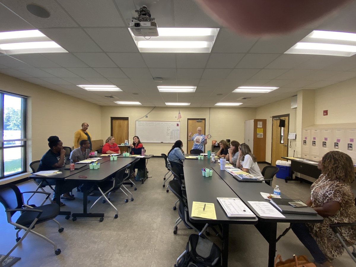 amy_harrison07's tweet photo. Building mental capacity and number sense through number talks! Can’t wait to see this high impact strategy at work in all schools.  Shout out to Christy Mann, Brad Estes, and @amstiAUsome for their continued support. @ECBOED @ayenajackson @bradestes @AlabamaAchieves https://t.co/A7gQstmFux