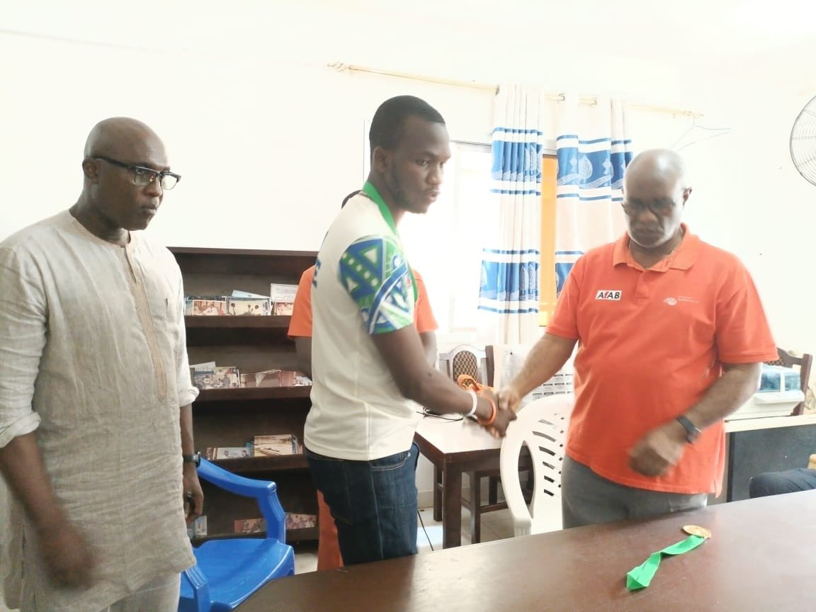 OlympicLeone's tweet photo. The #KarateFederation of #SierraLeone today presented their medalists to the @OlympicLeone President, #DrPatrickCoker after winning the #WestAfricaKarateChampionship in Freetown.#SierraLeone emerged as #Champions after winning a total of #28Medals; #6Gold, #13Silver and #9Bronze. https://t.co/KA4JgBmt3a