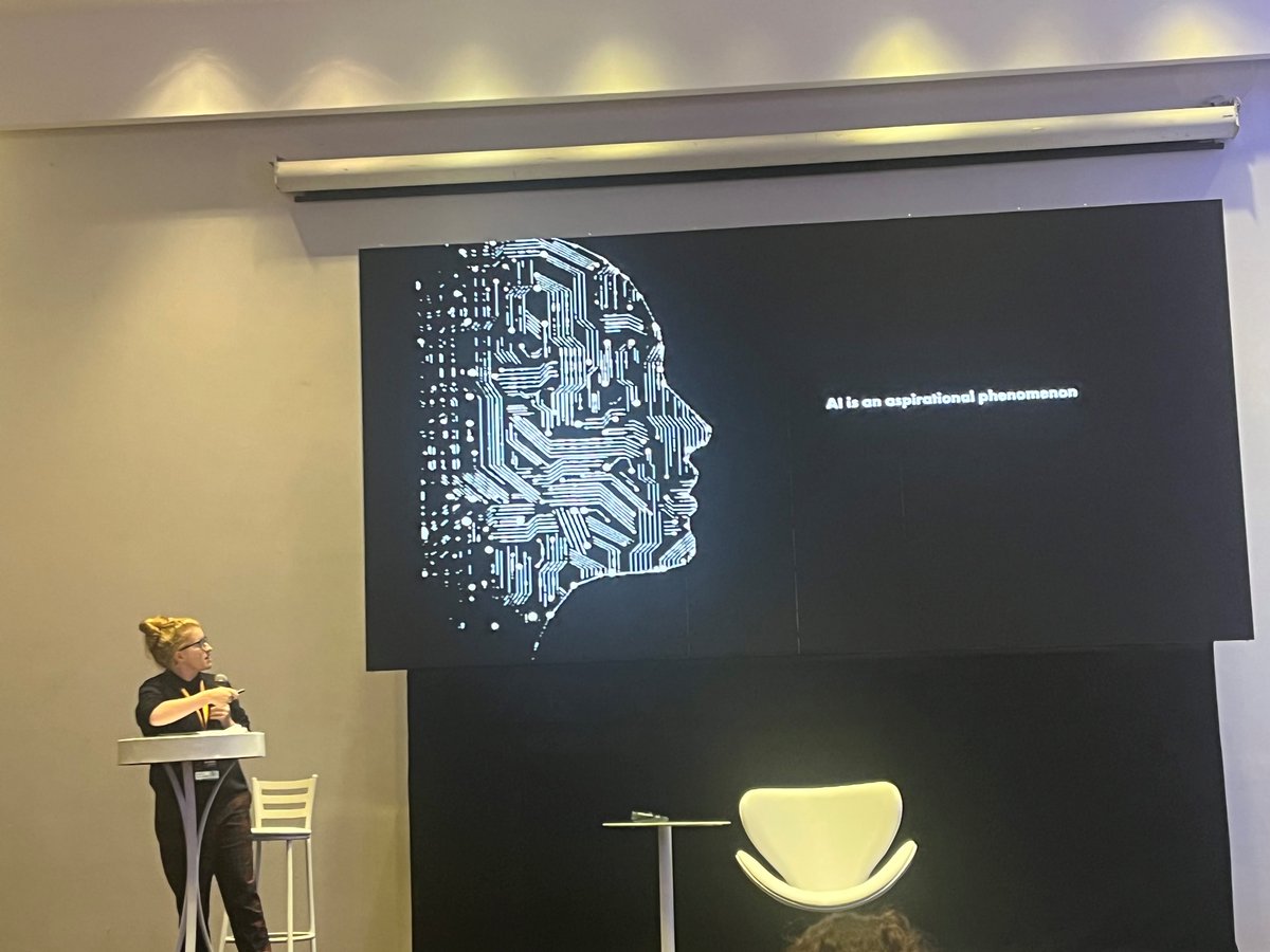 BI_NCIS's tweet photo. Now presenting in the #GlobalSummitOnAI is @NewlandsGemma, showcasing her work on #AI-as-a-#Service and the #AI supply chain. Read the full paper here: https://t.co/9DMj5xtZMi #openaccess https://t.co/rVZ7xlHVsO