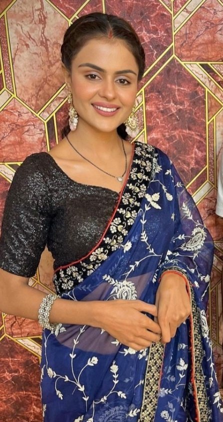 Its__kinu's tweet photo. Pari is looking soo Pretty❤️
#Upcoming #Flashbackscene #FaTejo #Priyankit #Priyankitforever #AnkitGupta #PriyankaChaharChoudhary https://t.co/Qb4FGvEy09