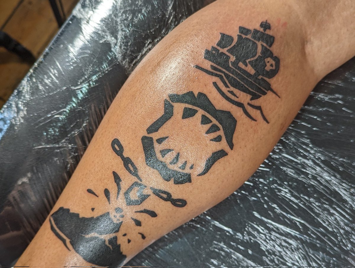DrDeathOS's tweet photo. @SeaOfThieves @RareLtd Just finished my pirate leg today! https://t.co/wijq4Ai8yH