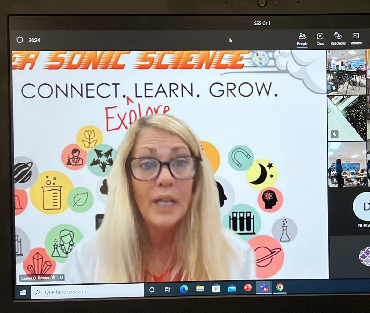 MrsGraysonDL's tweet photo. Scientist Brown came from her Lab to teach our Super Sonic Scientists about plants! 1st gr. botanists did great with a hands-on exploration &amp; connecting science to writing! Thanks for joining, @NovaEisenhower @HeronHeightsEl @PSEpanther @petersbroward &amp; more for joining! @bcpsDL https://t.co/44ce3vauMm