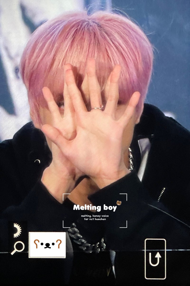 meltingboy606's tweet photo. 220923 서울 팬싸인회 프리뷰🧸

#해찬 #HAECHAN #nct #nct127 

동혁이는 손 시려워요오... 
근데 까꿍 뿅  귀엽다구 ㅠㅠㅠㅠㅠ https://t.co/7MPpWIzVNm