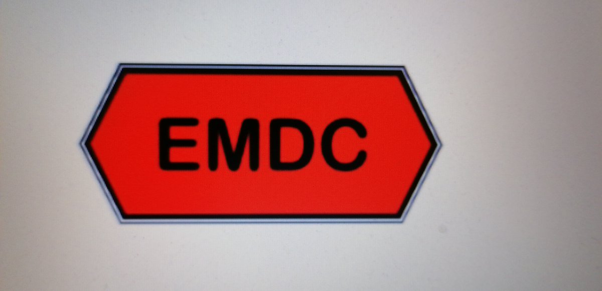 Hola, hacía tiempo que no escribía ningún twit,
elmaridodecarmen.bandcamp.com/album/e-m-d-c-…
Este es el segundo disco que he terminado, aquí os lo dejo. 10 canciones muy personales y alguna versión. Salud y Rock.