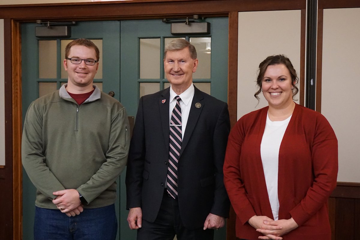 GCBA Anatomists Ethan Snow and Keely Cassidy are learning about leadership from some very inspirational leaders -- including University President Ted Carter! Way to represent GCBA and excellence in #UNMCiLEAD @Dr_Ethan_Snow and @embryoed! #unmcfacdev