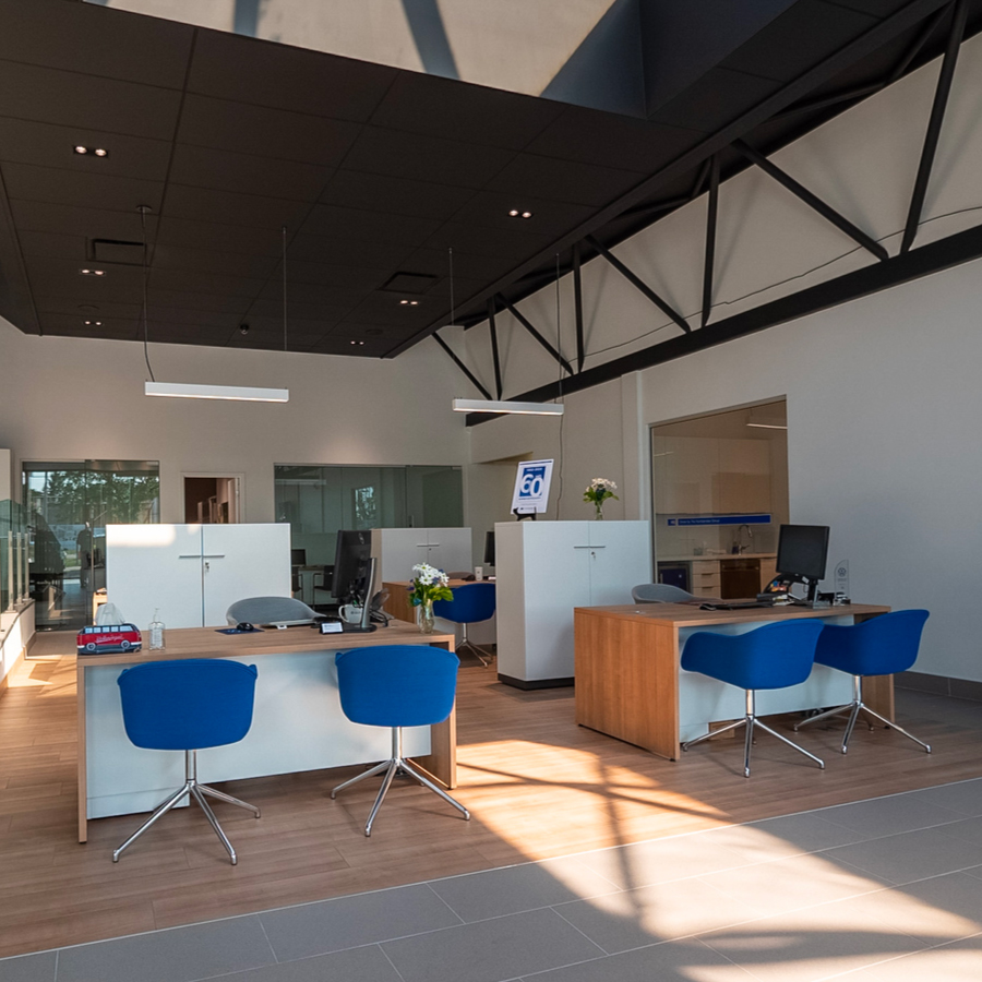 VWMidTown's tweet photo. We're loving our new showroom - reno'd &amp; refreshed!

Swing by and let us know what you think! ☺️
.
#VW #Volkswagen #VolkswagenMidTown #Toronto #TheHumberviewGroup #DriveHG https://t.co/KoBU7fFcXU